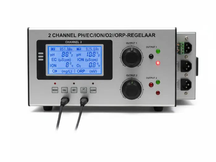 2 CHANNEL PH/EC/ION/O2/ORP-REGELAAR